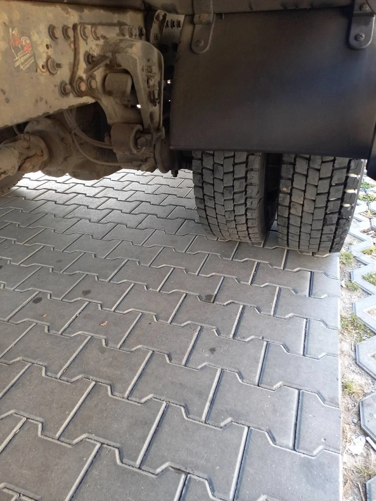 Renault Midlum Фургон с падащ борд , снимка 2 - Камиони - 54392846