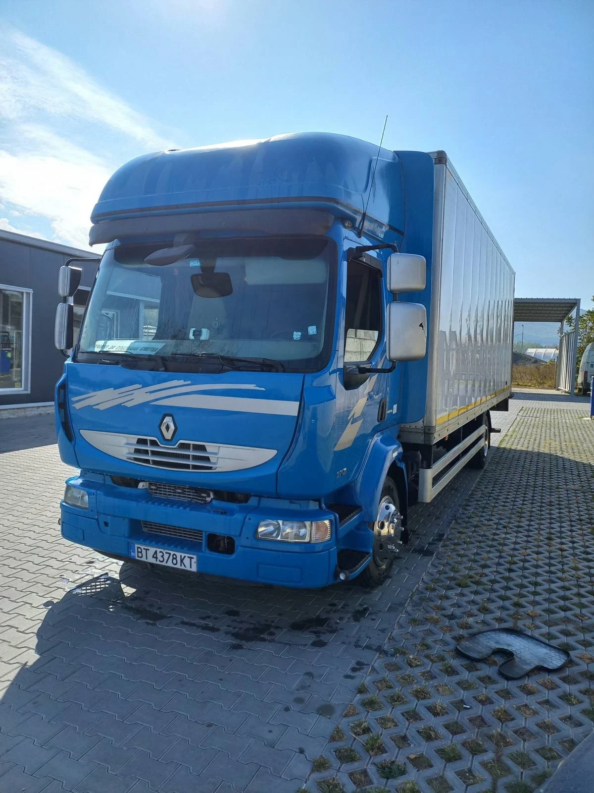 Renault Midlum Фургон с падащ борд , снимка 5 - Камиони - 54392846