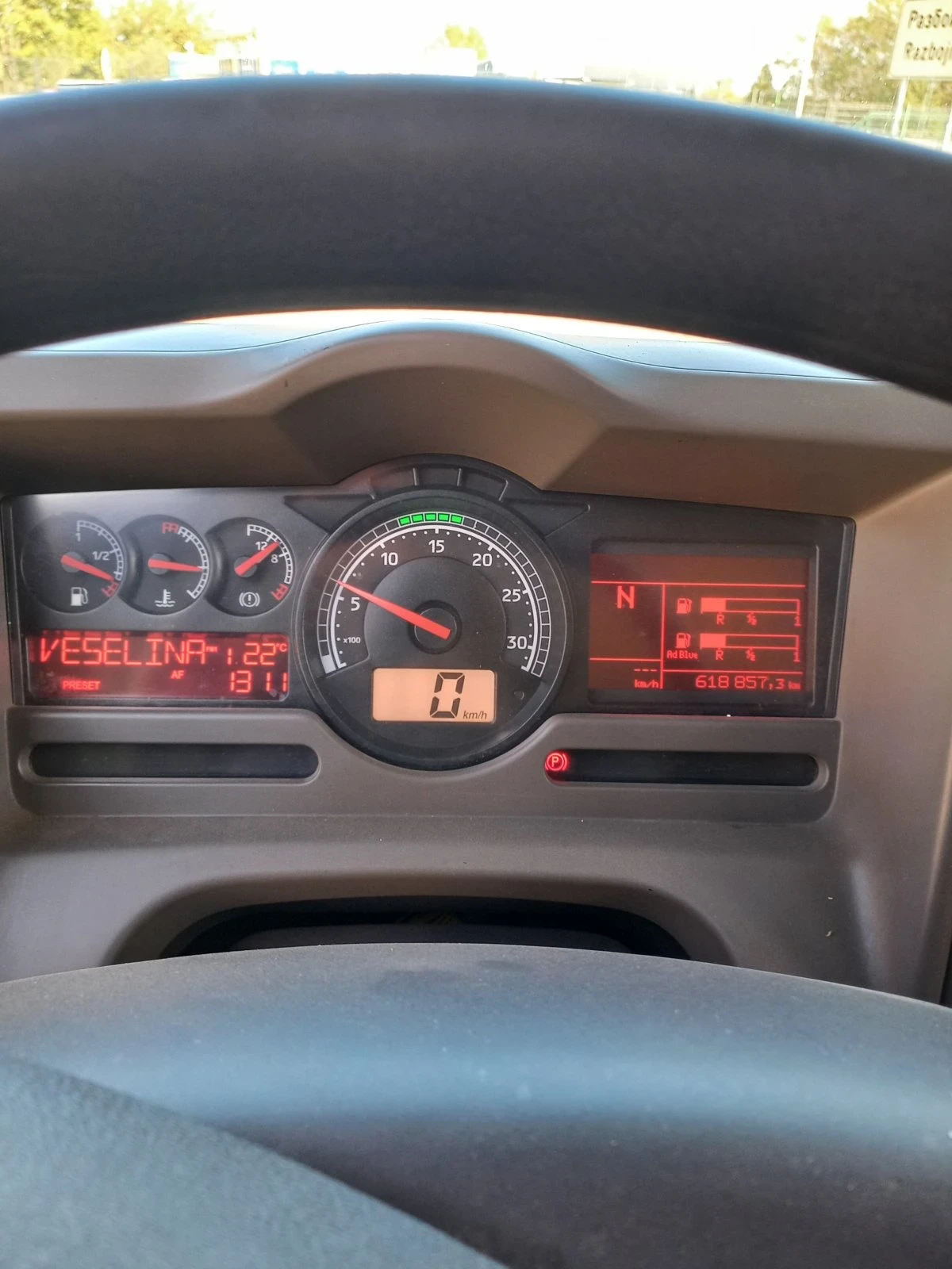 Renault Midlum Фургон с падащ борд , снимка 7 - Камиони - 54392846
