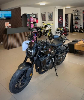 ����� �� �������� �� Honda Cb 1000R Black Edition 