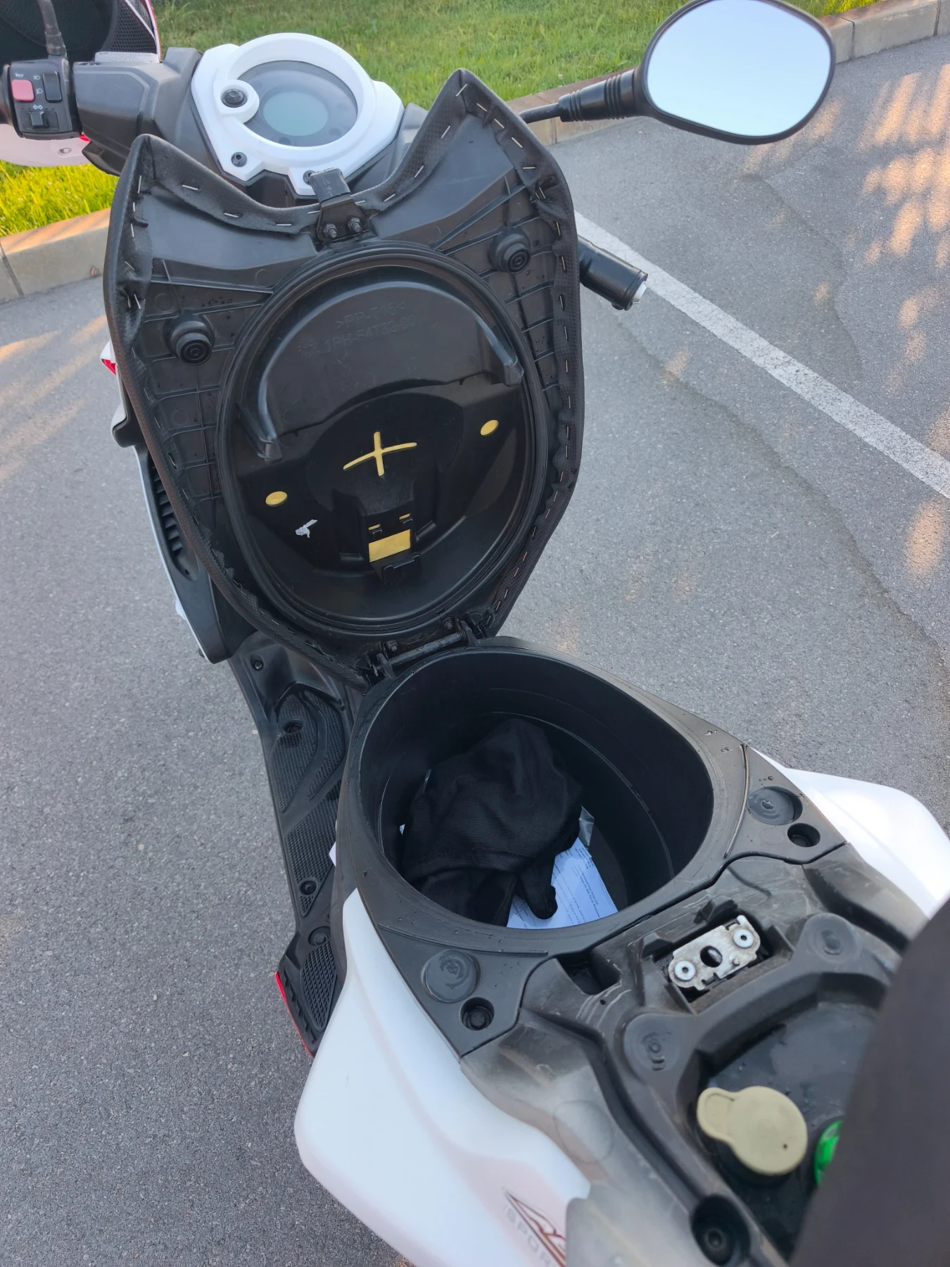 Yamaha Aerox, снимка 8 - Мотоциклети и мототехника - 54922718