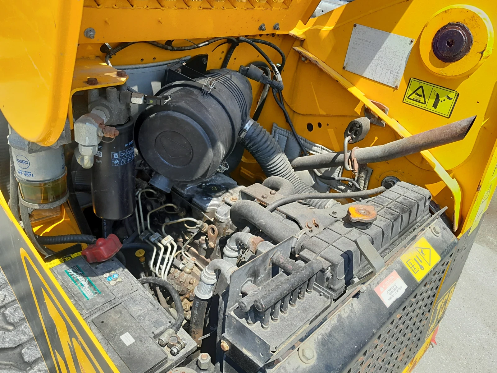 Мини челни товарачи JCB JCB Robot 160, снимка 5 - Индустриална техника - 56226237
