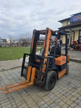 Мотокар Toyota Бензинов, 2.0 тон, снимка 2