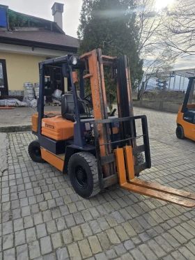 Мотокар Toyota Бензинов, 2.0 тон, снимка 1