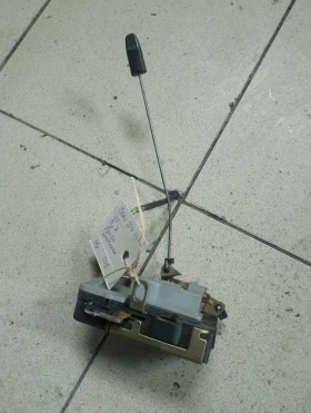 Брава (ключалка) врата предна дясна Пежо 206 4врати