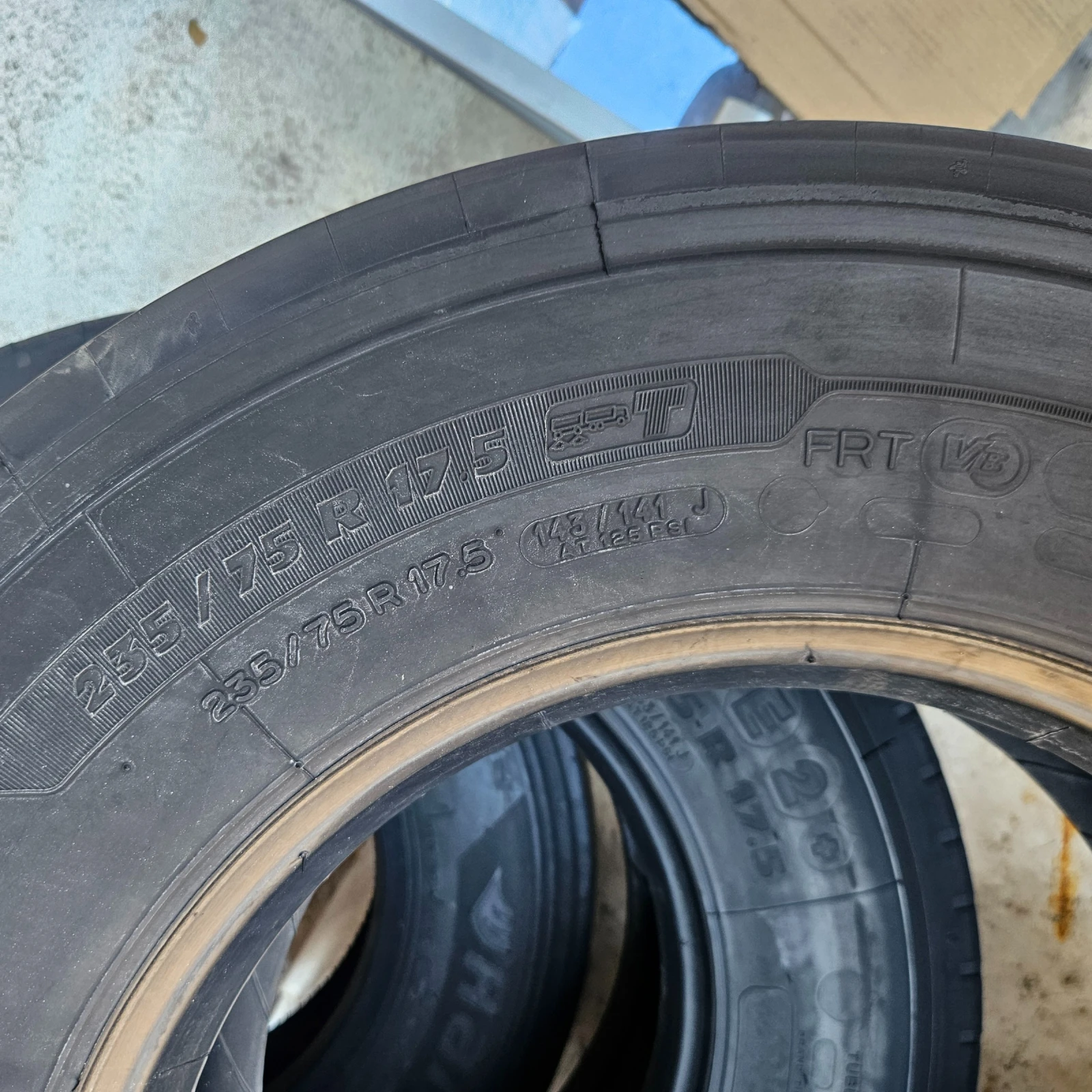  235/75R17.5 | Mobile.bg   8