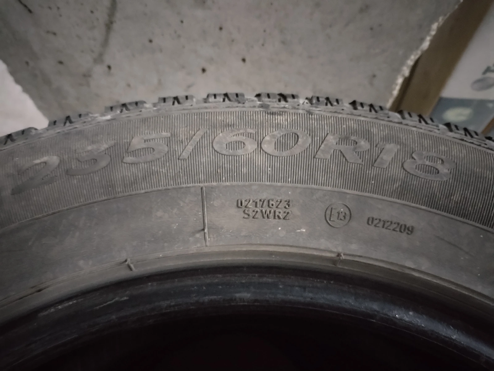 ���� 235/60R18 | Mobile.bg � ����������� 2