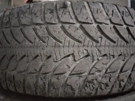 Гуми Зимни 235/60R18, снимка 9 - Гуми и джанти - 52735561
