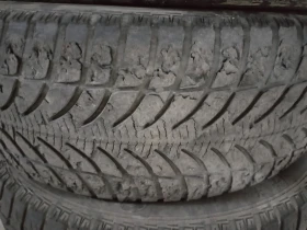 Гуми Зимни 235/60R18, снимка 8 - Гуми и джанти - 52735561