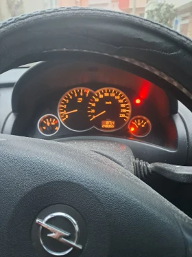 Opel Corsa 1.4 GAZ, снимка 9
