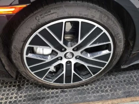 Porsche Taycan TURBO| PANORAMA| ОБДУХВАНЕ| ПАМЕТ| ЧЕРВЕН САЛОН | Auto.bg — изображение 6