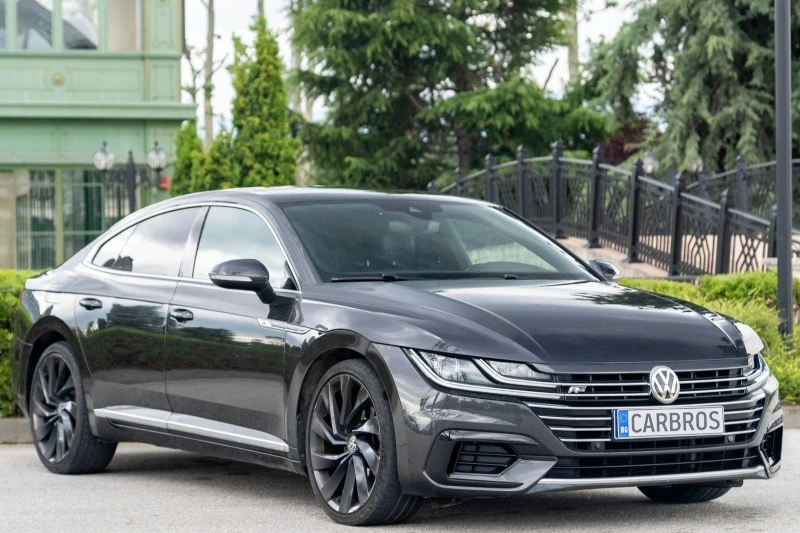 VW Arteon 190 кс 4motion R-line 190 кс 4motion, РЕАЛНИ КМ, снимка 1 - Автомобили и джипове - 43218393