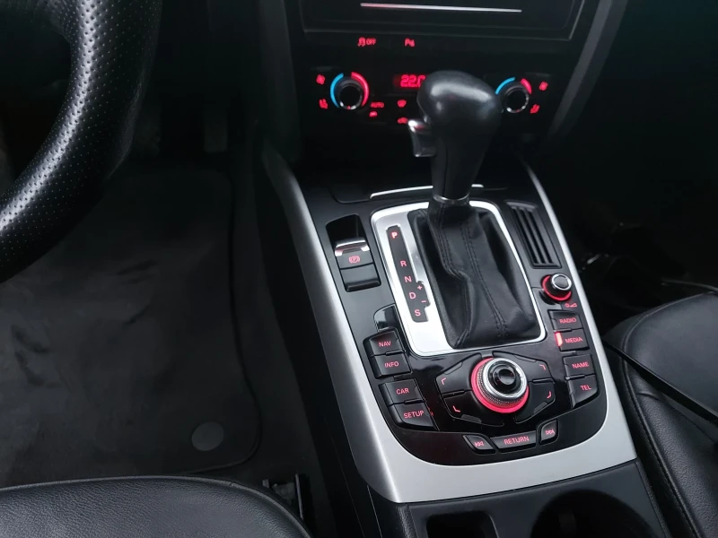 Audi A5, снимка 11 - Автомобили и джипове - 52052412