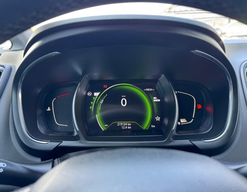 Renault Scenic 1.5DCI-AUT-KEYLESS-LED-CAMERA-DISTRONIC, снимка 15 - Автомобили и джипове - 52083513