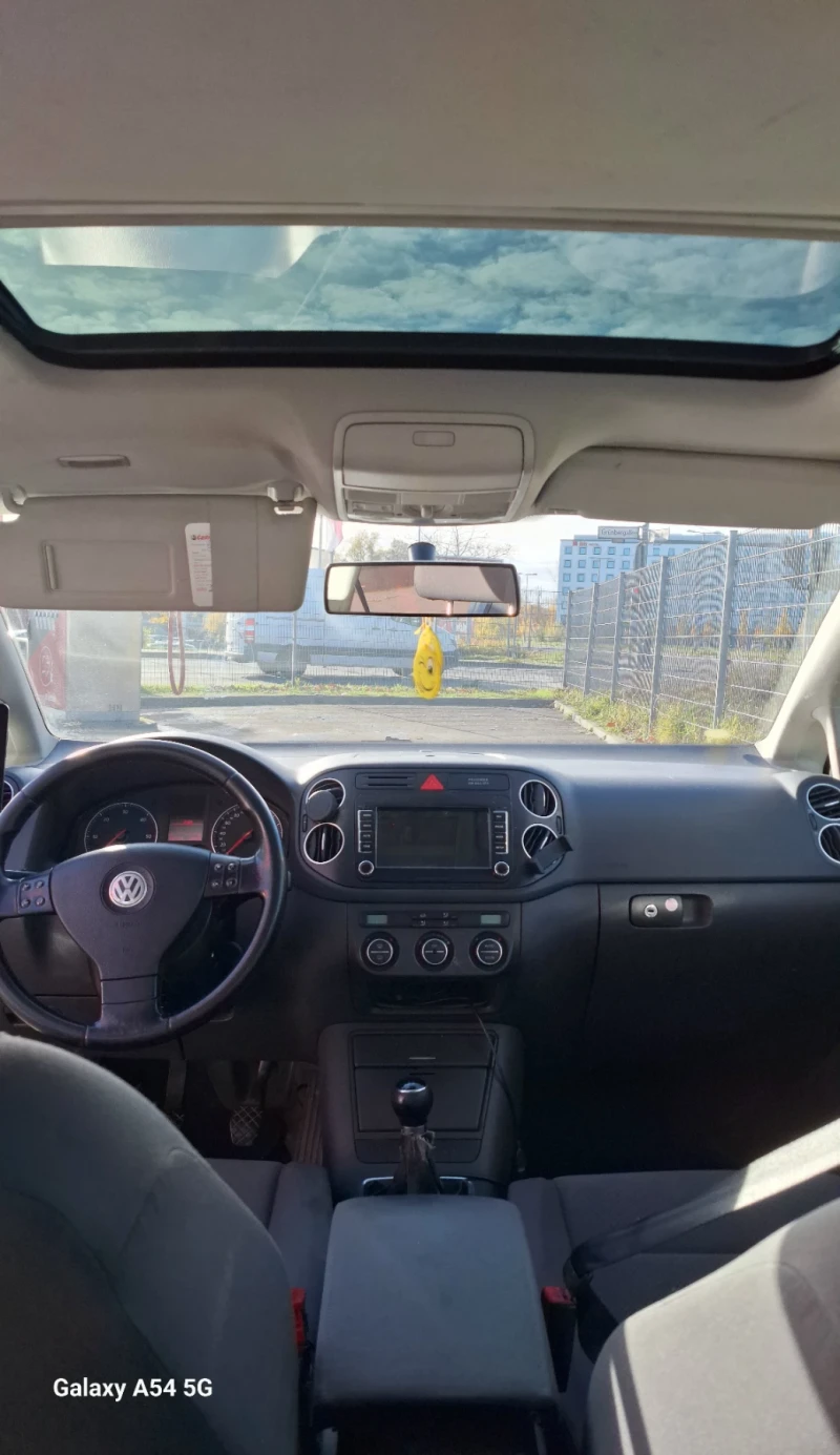 VW Golf Plus 1.9, снимка 8 - Автомобили и джипове - 52586712