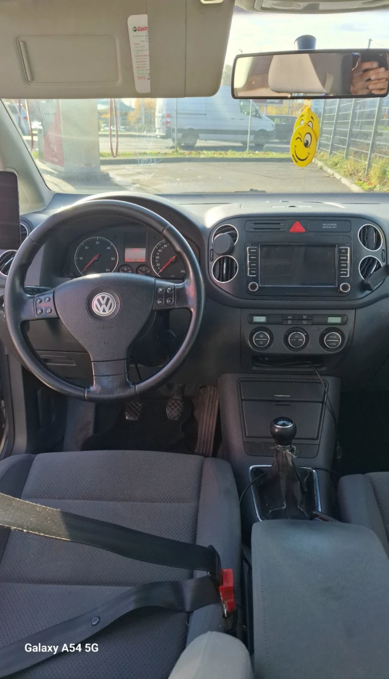 VW Golf Plus 1.9, снимка 9 - Автомобили и джипове - 52586712