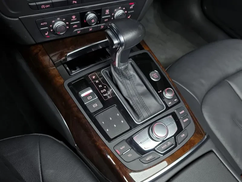 Audi A6 3.0 TDI Quattro, снимка 9 - Автомобили и джипове - 55056584