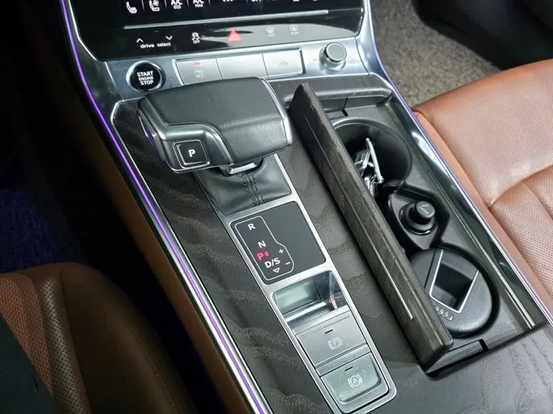 Audi A6 2.0 TFSI, снимка 9 - Автомобили и джипове - 55084783