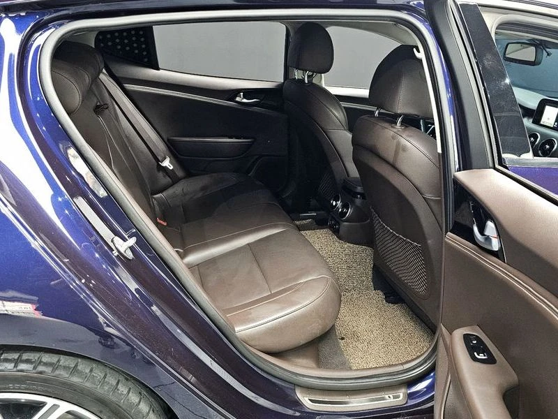 Kia Stinger 2.0 Automatic, снимка 16 - Автомобили и джипове - 55587264
