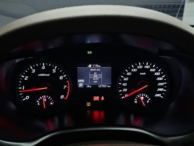 Kia Stinger 2.0 Automatic, снимка 11 - Автомобили и джипове - 55587264