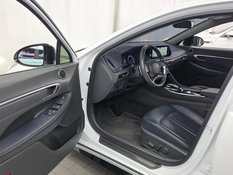 Hyundai Sonata 2.0 Premium Plus, снимка 10 - Автомобили и джипове - 55936262