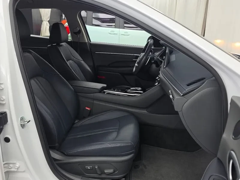 Hyundai Sonata 2.0 Premium Plus, снимка 11 - Автомобили и джипове - 55936262