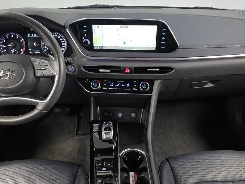 Hyundai Sonata 2.0 Premium Plus, снимка 14 - Автомобили и джипове - 55936262