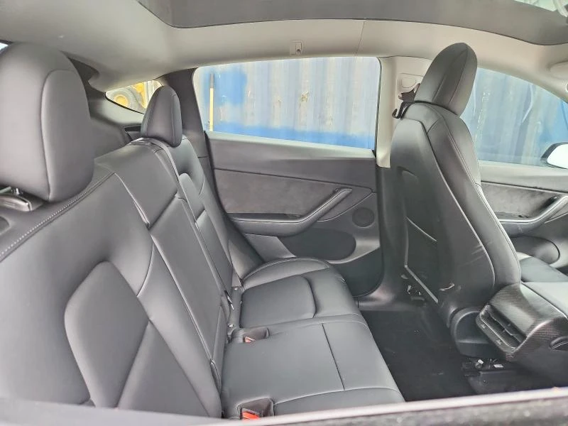 Tesla Model Y Long Range Dual Motor ������ ��� ��������! | Mobile.bg � ����������� 10
