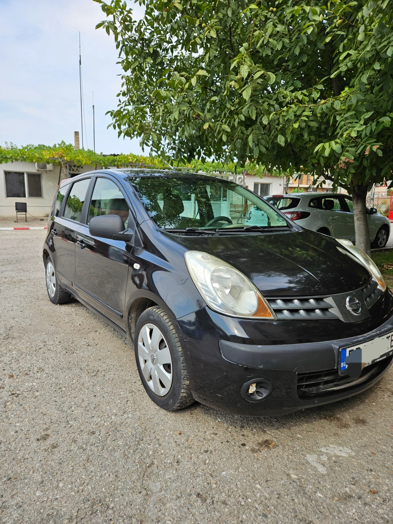 Nissan Note 1.4 газ - изображение 2