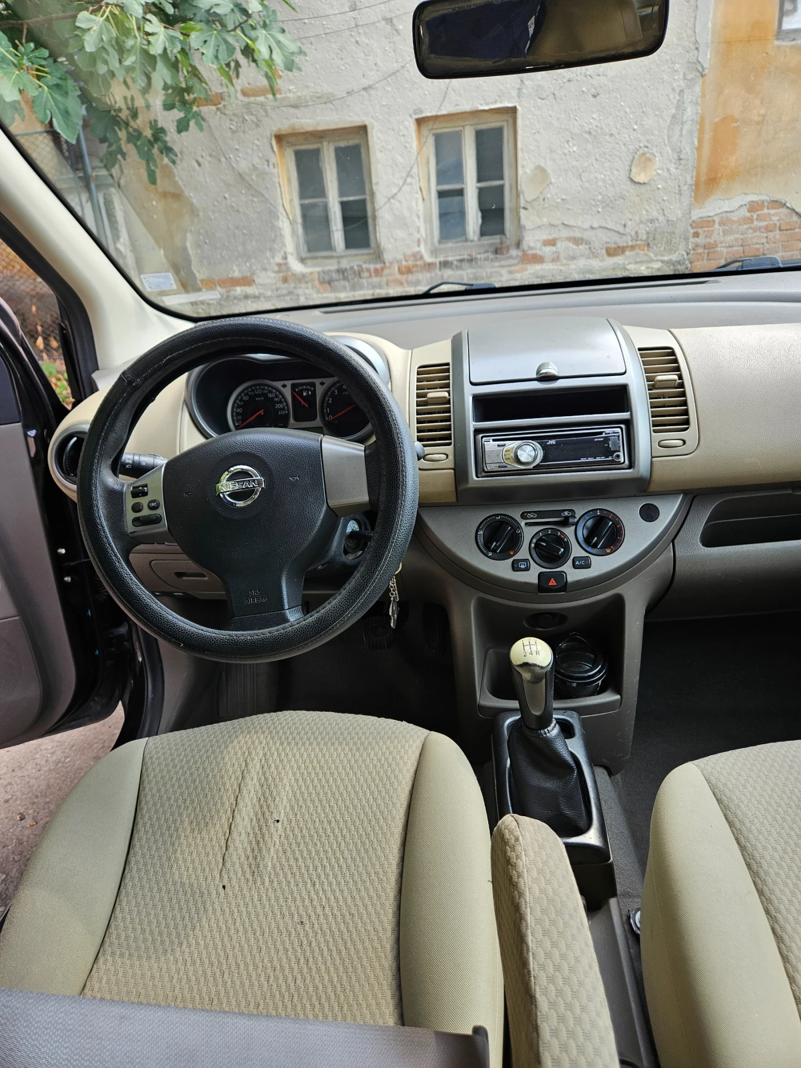 Nissan Note 1.4 газ - изображение 10