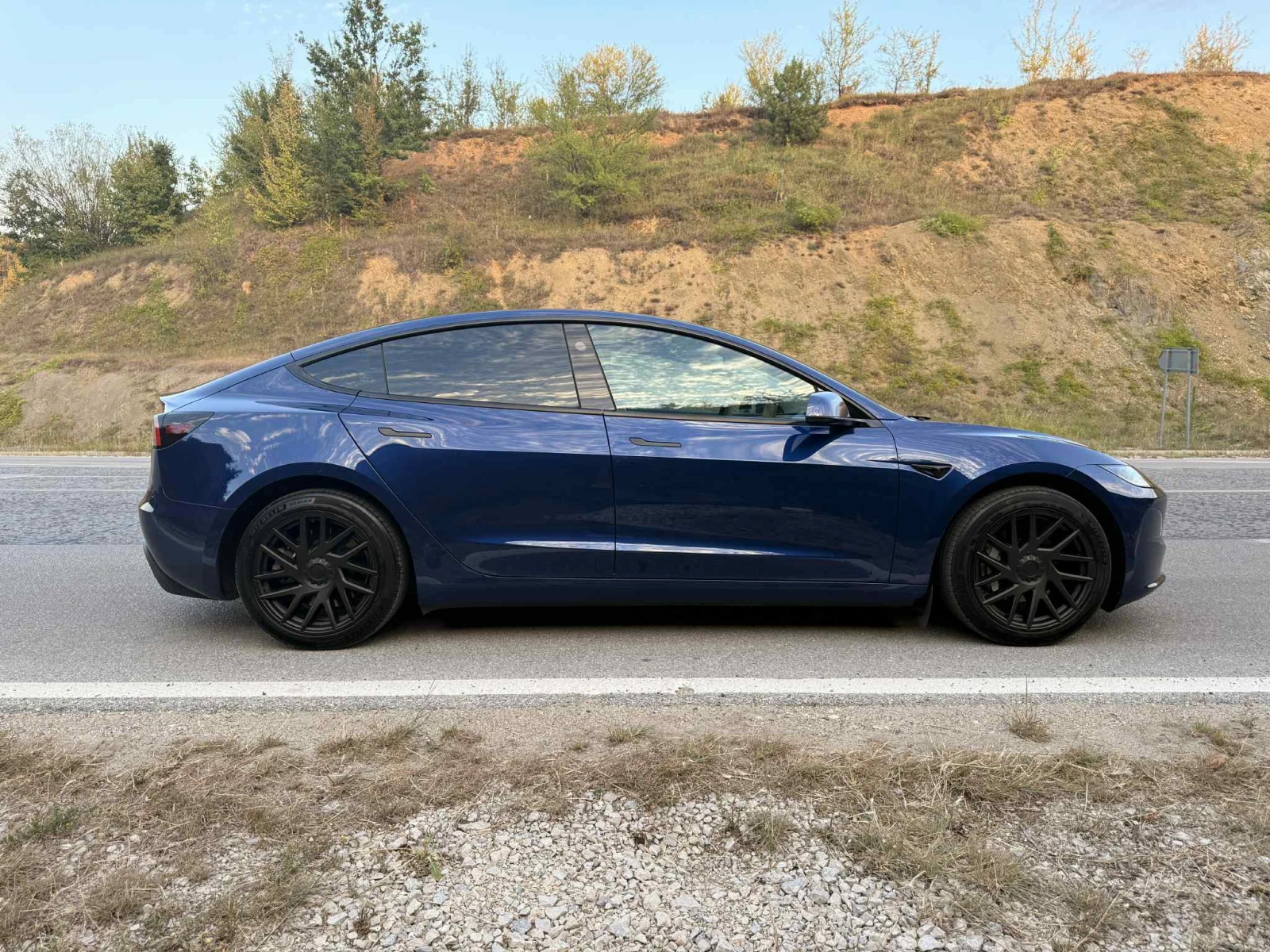 Tesla Model 3 Highland Dual Motor 4x4 - изображение 8