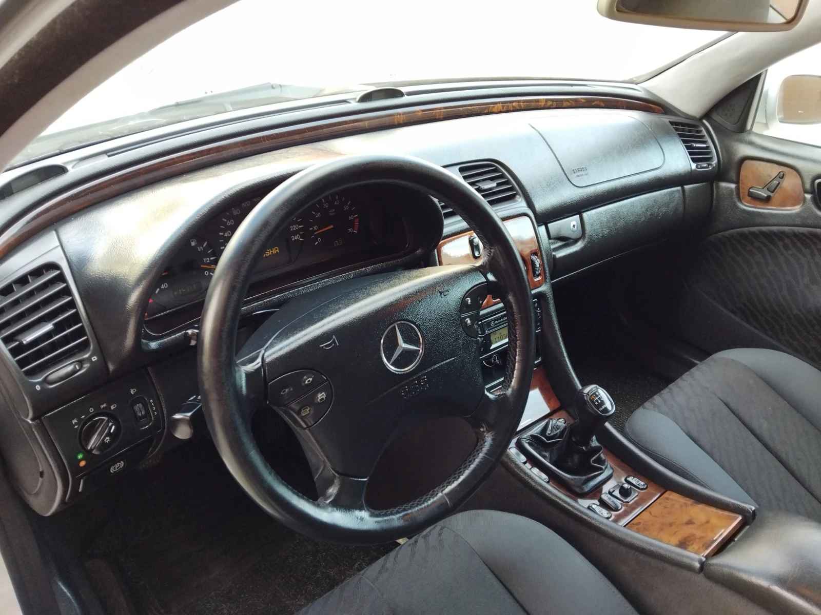 Mercedes-Benz CLK 2.00//КЛИМА КУПЕ - изображение 9