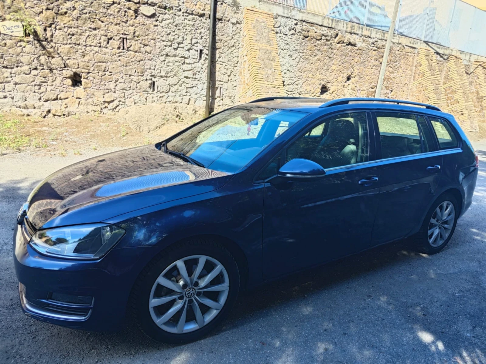 VW Golf 1.6TDI* DSG* NAVI*  - изображение 4