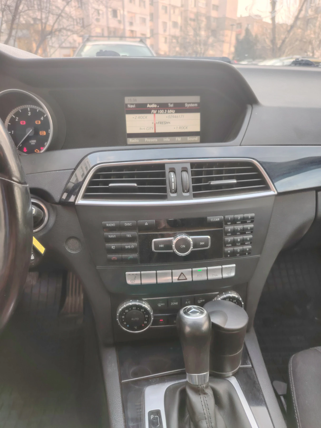 Mercedes-Benz C 200 С 200, снимка 9 - Автомобили и джипове - 53760050