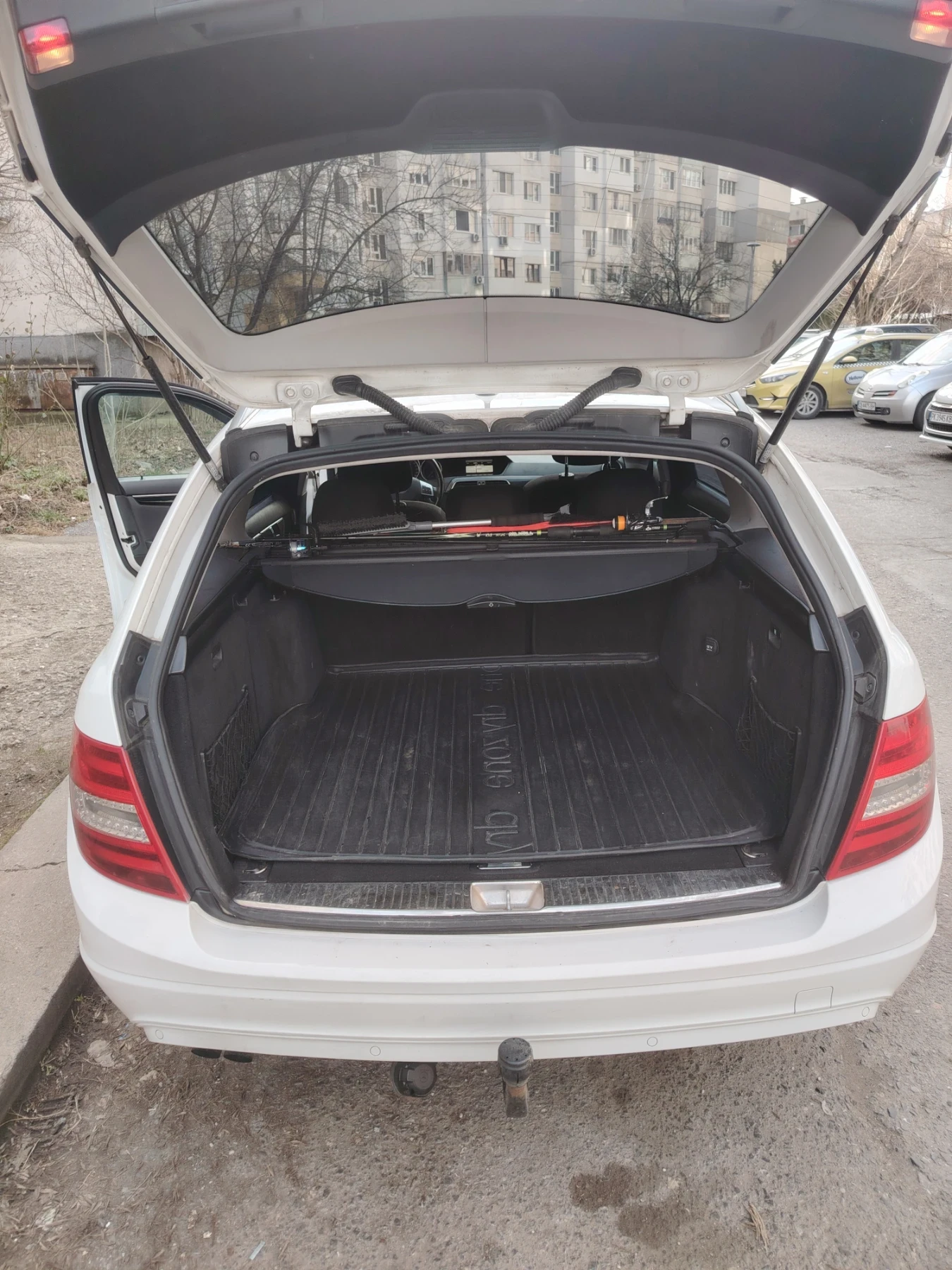 Mercedes-Benz C 200 С 200, снимка 6 - Автомобили и джипове - 53760050