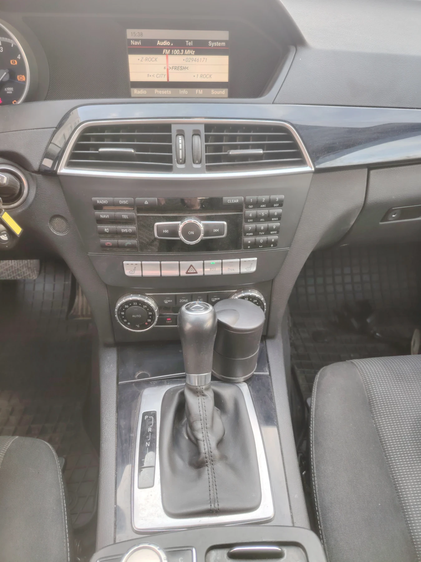 Mercedes-Benz C 200 С 200, снимка 8 - Автомобили и джипове - 53760050