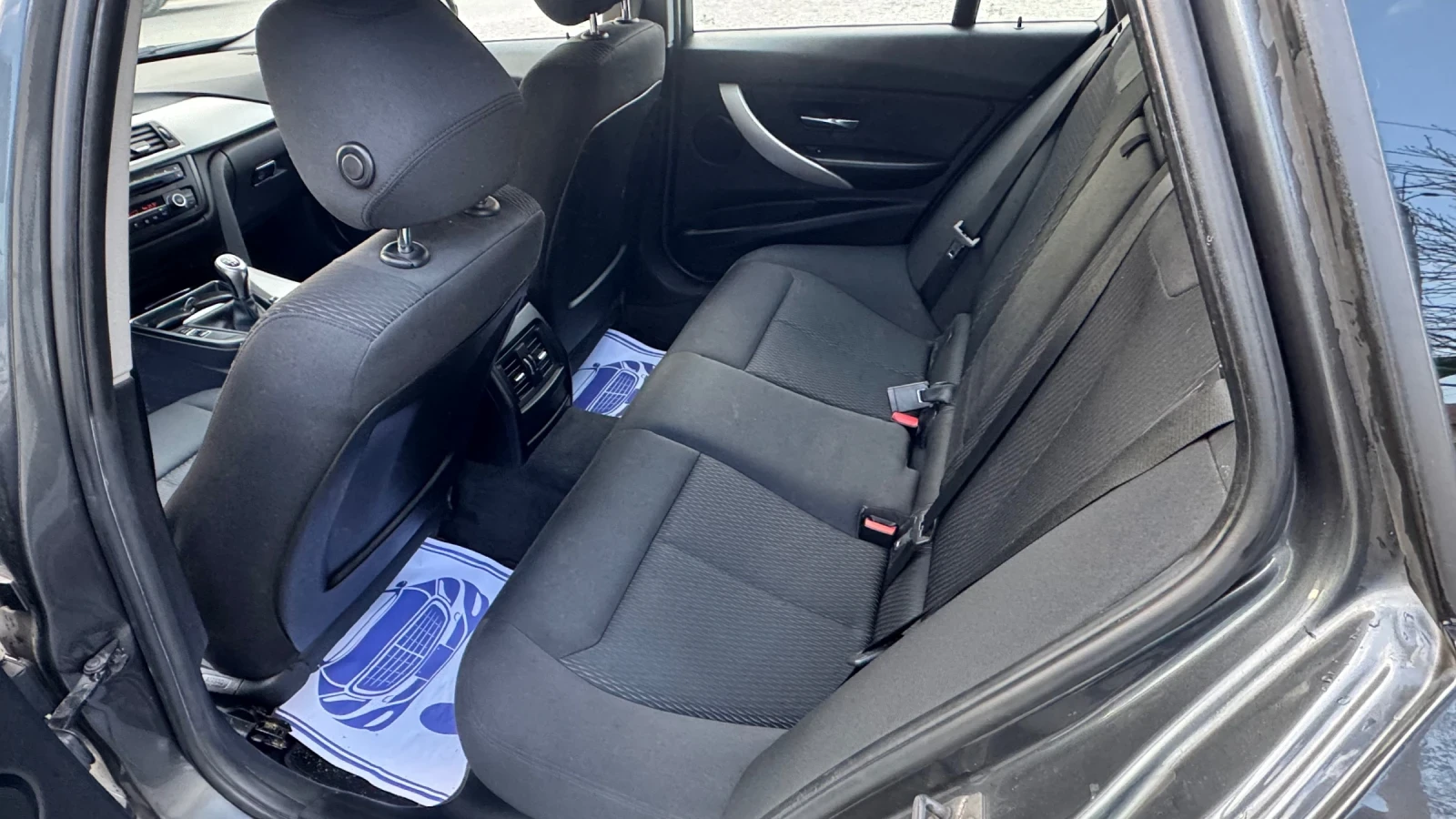 BMW 320 X-drive , снимка 13 - Автомобили и джипове - 53765583