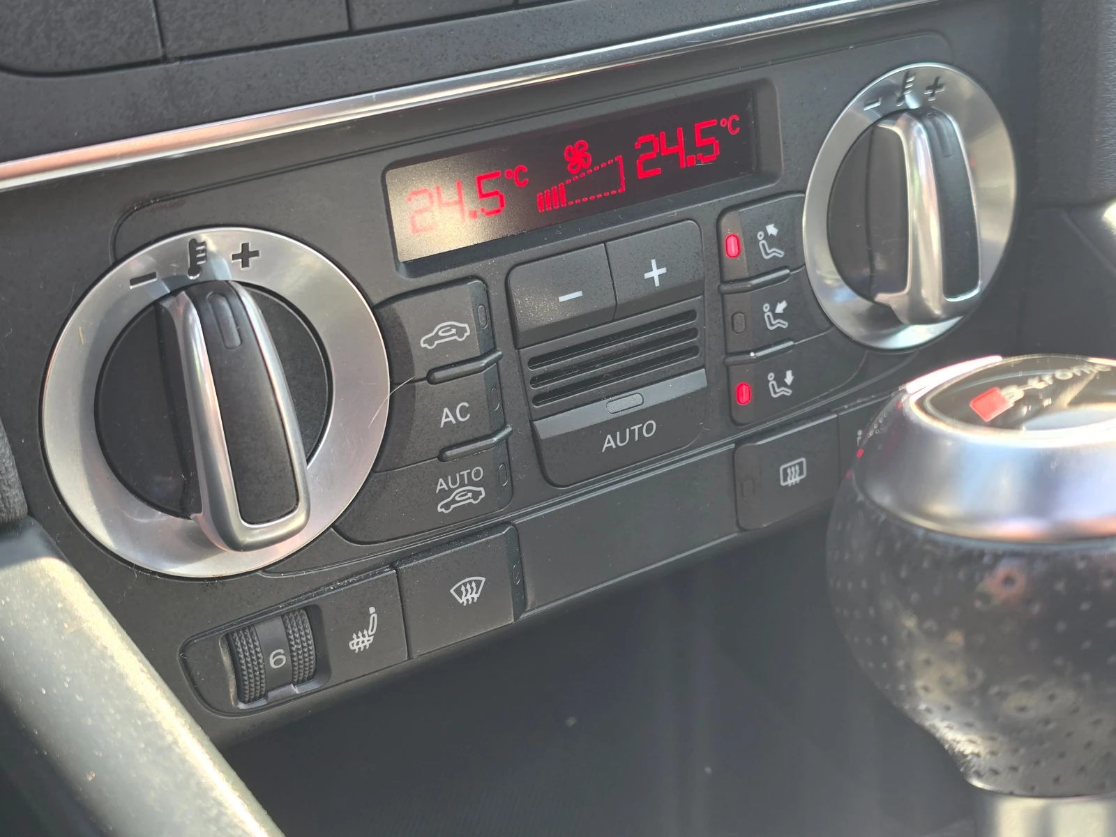 Audi A3 2.0TFSI* S  LINE * 200к.с.* ПАНОРАМА , снимка 12 - Автомобили и джипове - 53863787