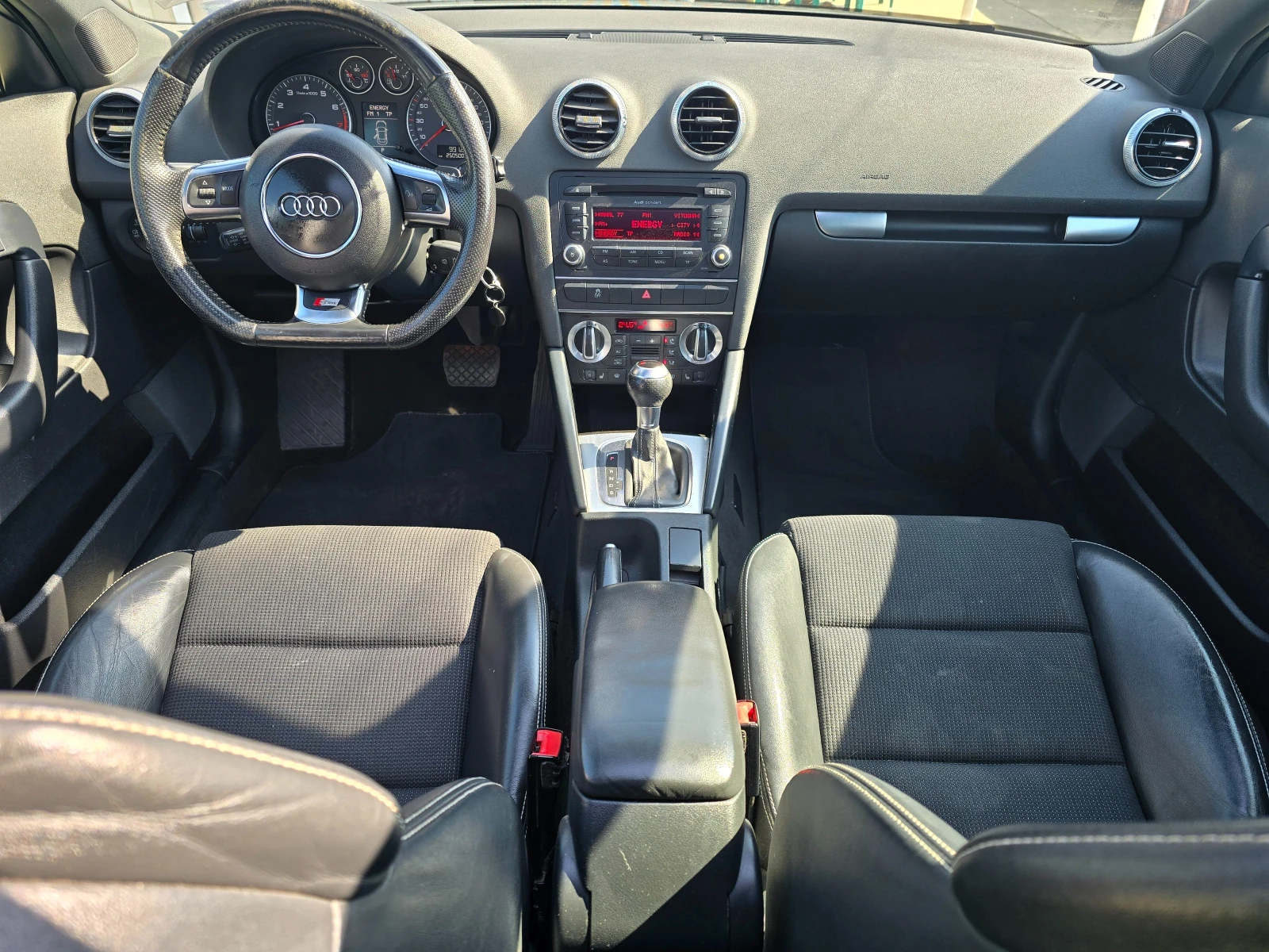 Audi A3 2.0TFSI* S  LINE * 200к.с.* ПАНОРАМА , снимка 9 - Автомобили и джипове - 53863787