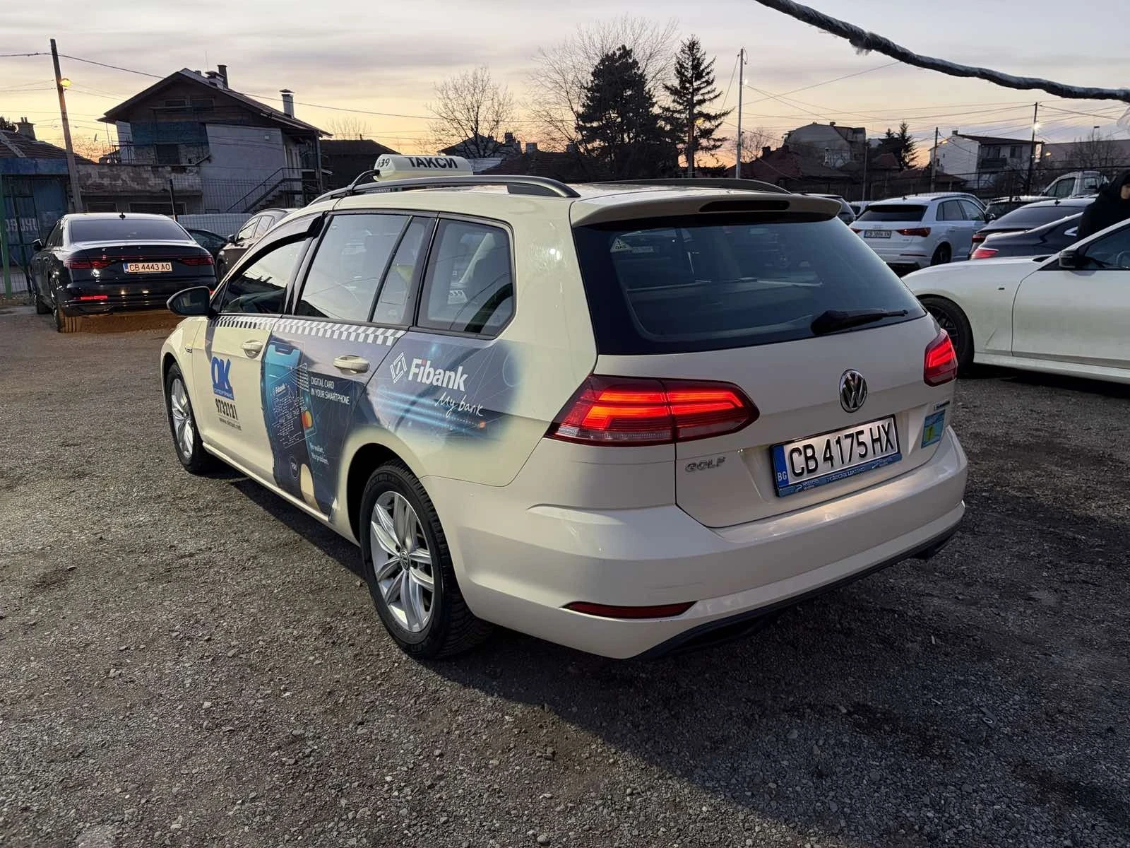 VW Golf 1.5 Бензин/Метан, снимка 6 - Автомобили и джипове - 53923948