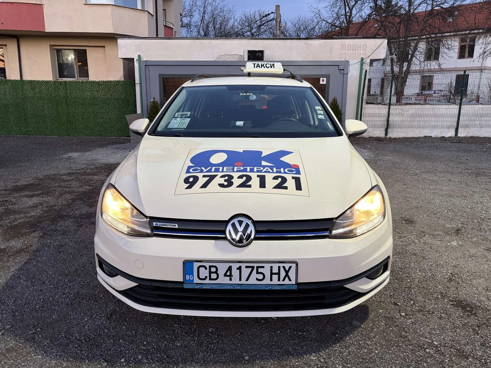 VW Golf 1.5 Бензин/Метан, снимка 2 - Автомобили и джипове - 53923948