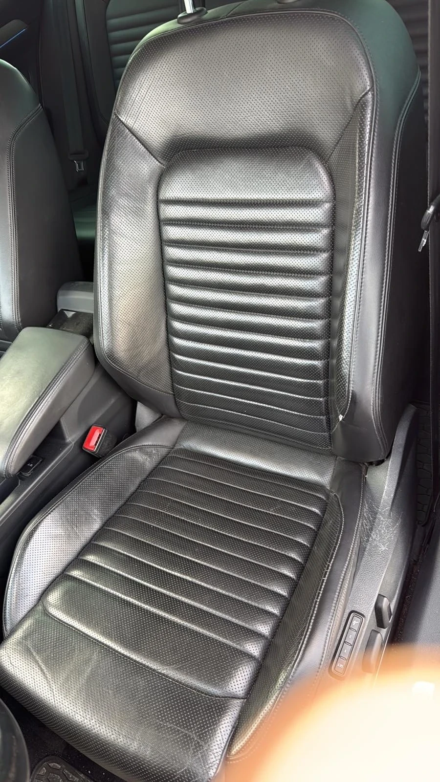 VW Passat  Дигитал кожа лед мемори асистенти, снимка 9 - Автомобили и джипове - 54095476