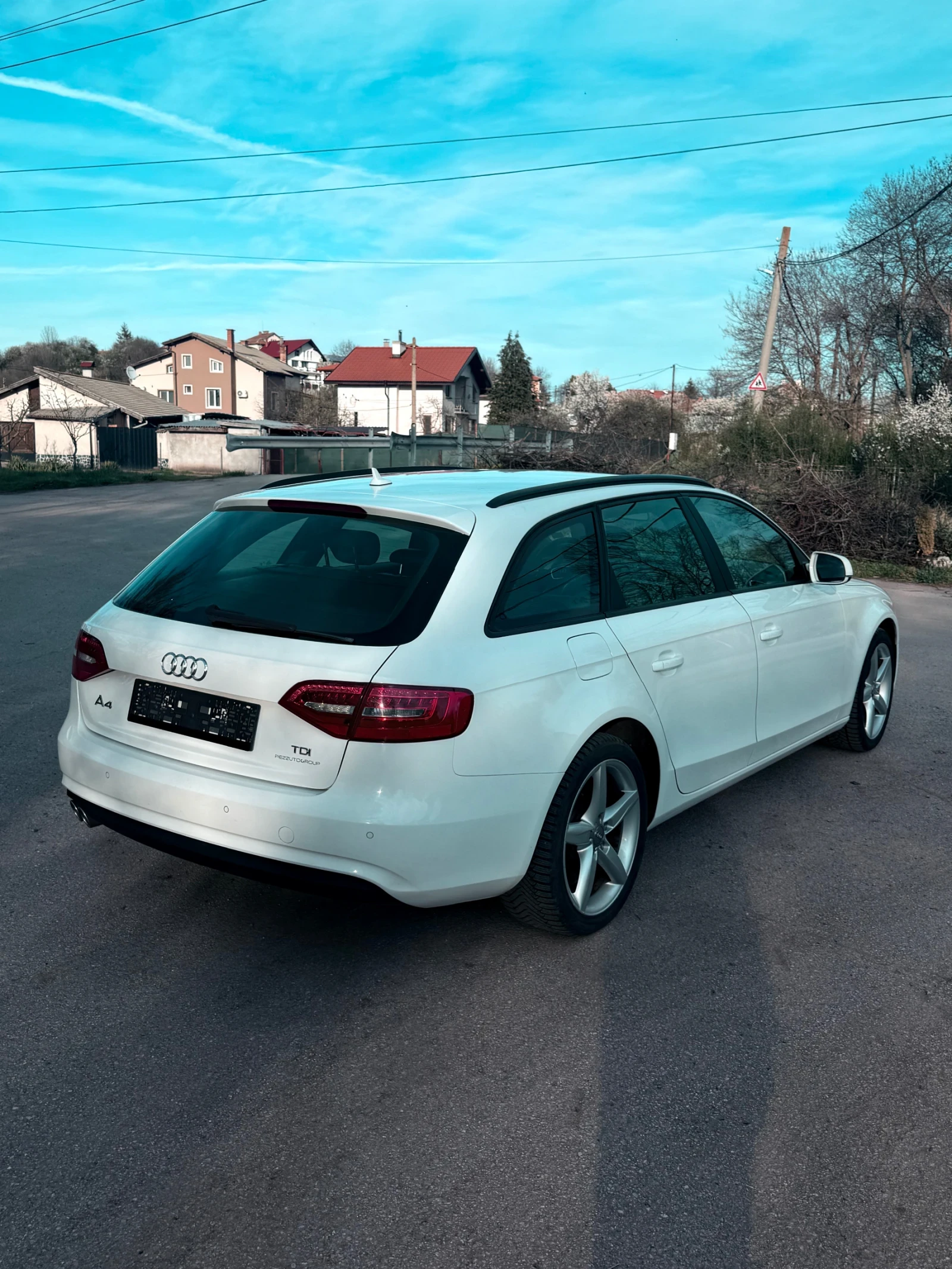 Audi A4 2.0/ Кожа/ 8.5 facelift , снимка 7 - Автомобили и джипове - 54135684