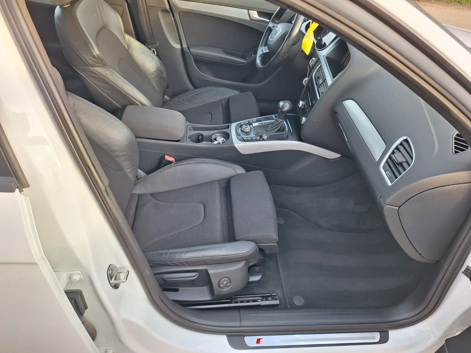 Audi A4 2.0/ Кожа/ 8.5 facelift , снимка 13 - Автомобили и джипове - 54135684