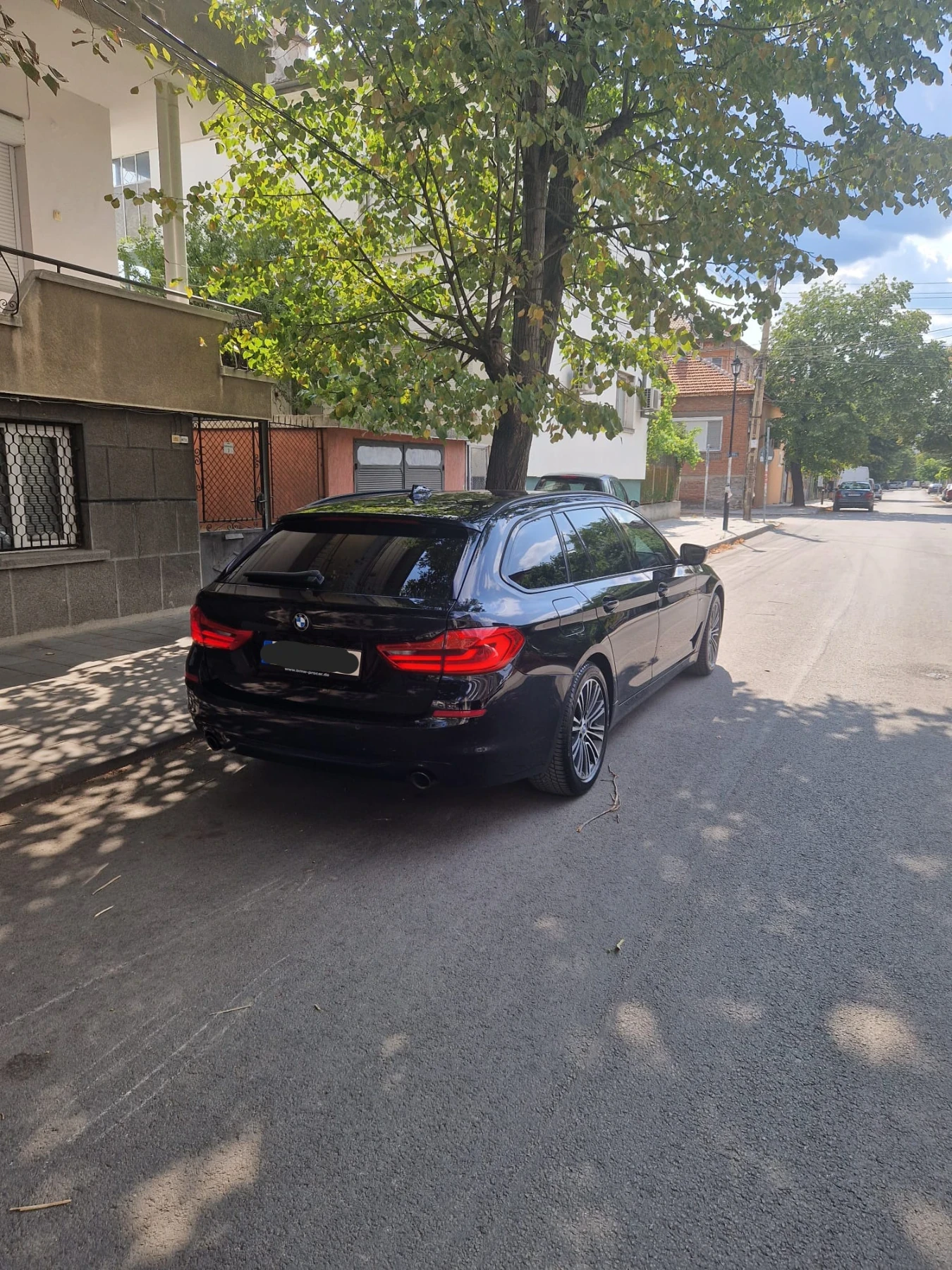 BMW 520 G31 520 xdrive, снимка 7 - Автомобили и джипове - 54301226