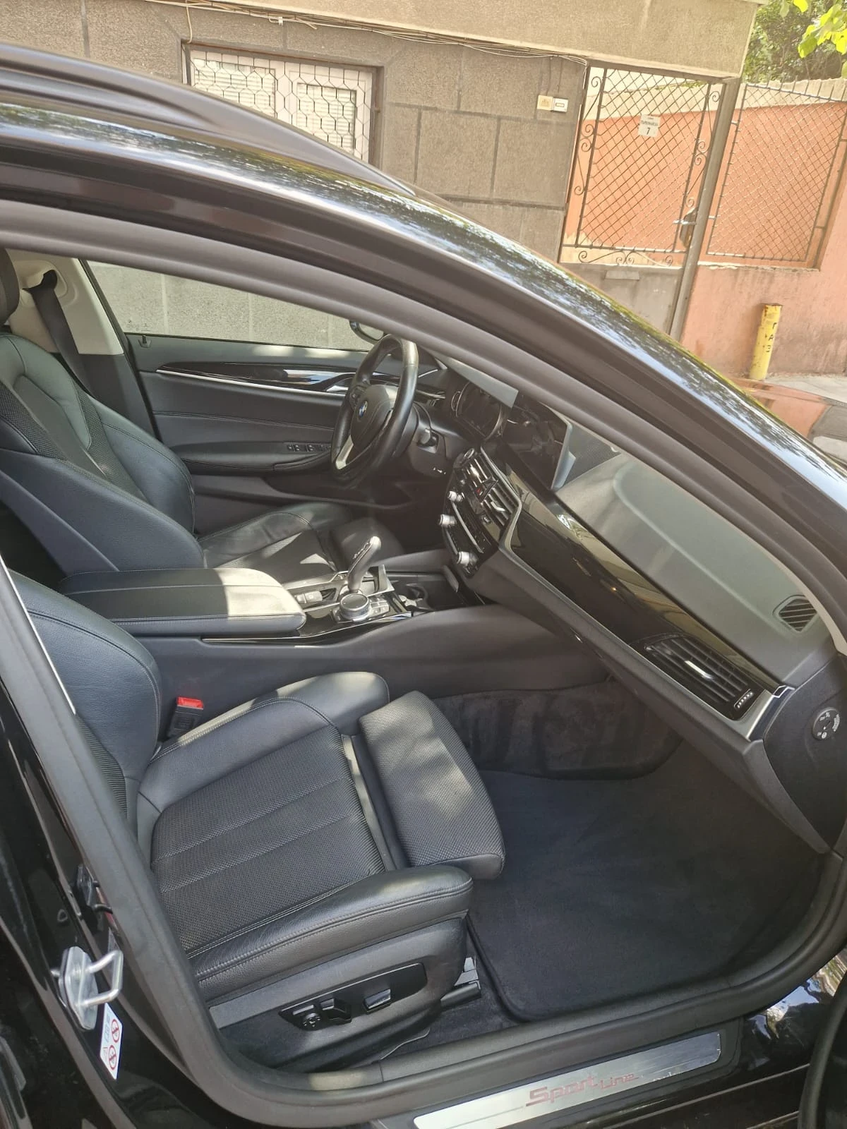 BMW 520 G31 520 xdrive, снимка 12 - Автомобили и джипове - 54301226