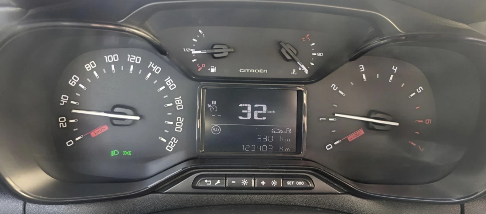 Citroen C3 1.5BlueHDI/102hp/NAVI/CarPlay/6��./EURO 6 | Mobile.bg � ����������� 13