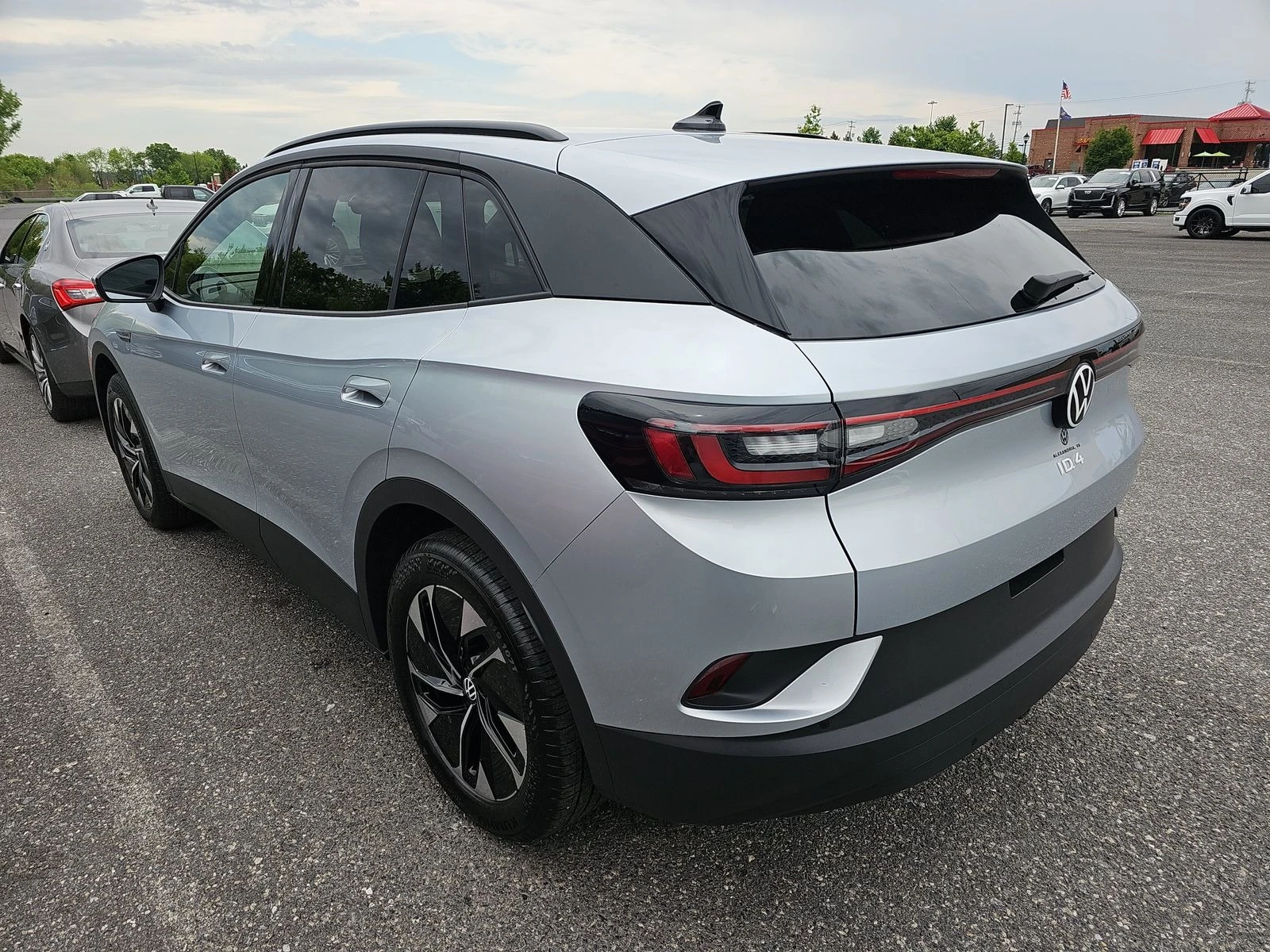 VW ID.4 Pro AWD, снимка 6 - Автомобили и джипове - 54544696