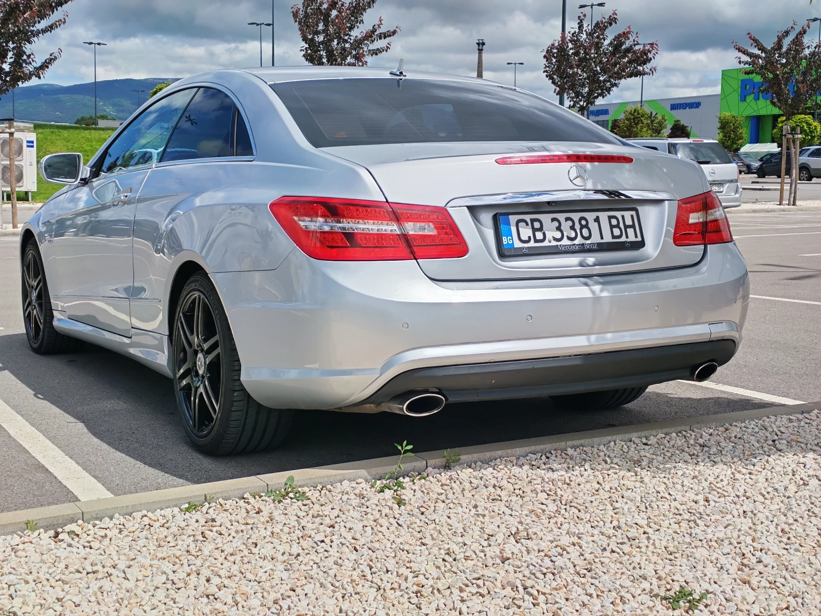 Mercedes-Benz E 350 AMG line, снимка 3 - Автомобили и джипове - 54779177