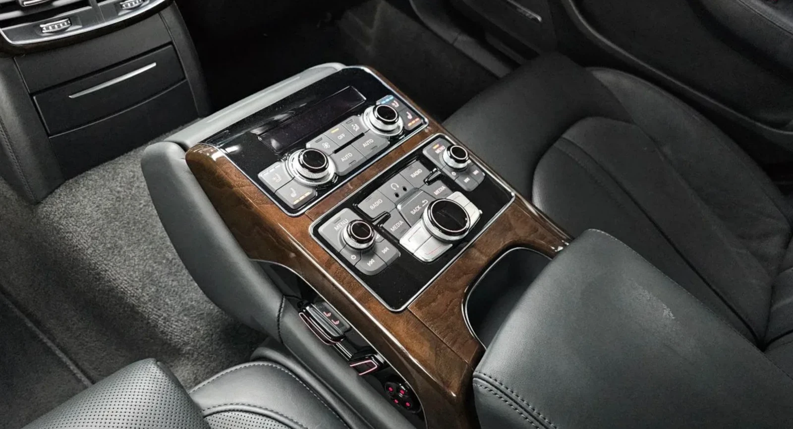 Audi A8 L* 60TDI* HUD* PANO* МАСАЖ* КРАЙНА ЦЕНА* , снимка 14 - Автомобили и джипове - 55146629